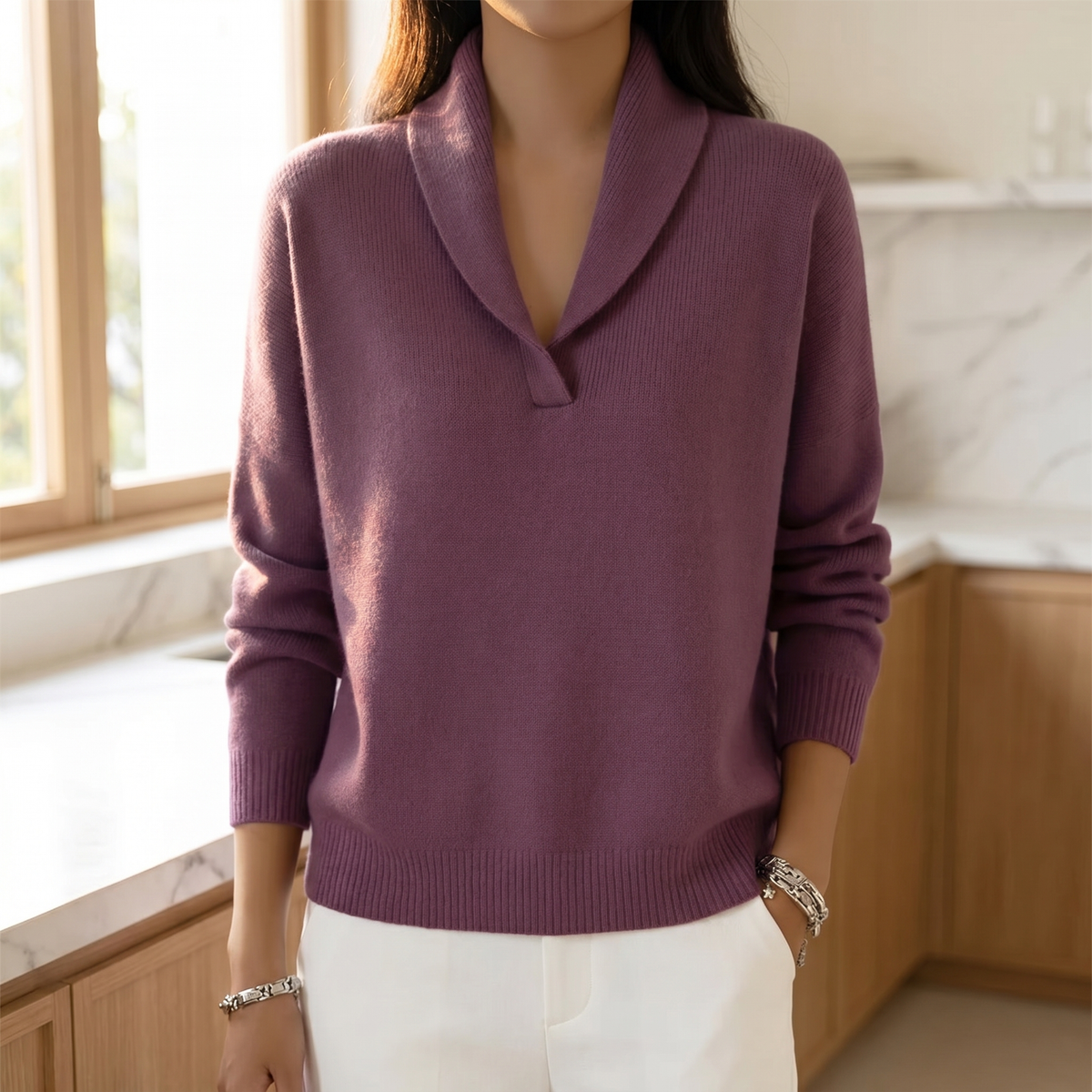 Lune | V-Neck Sweater